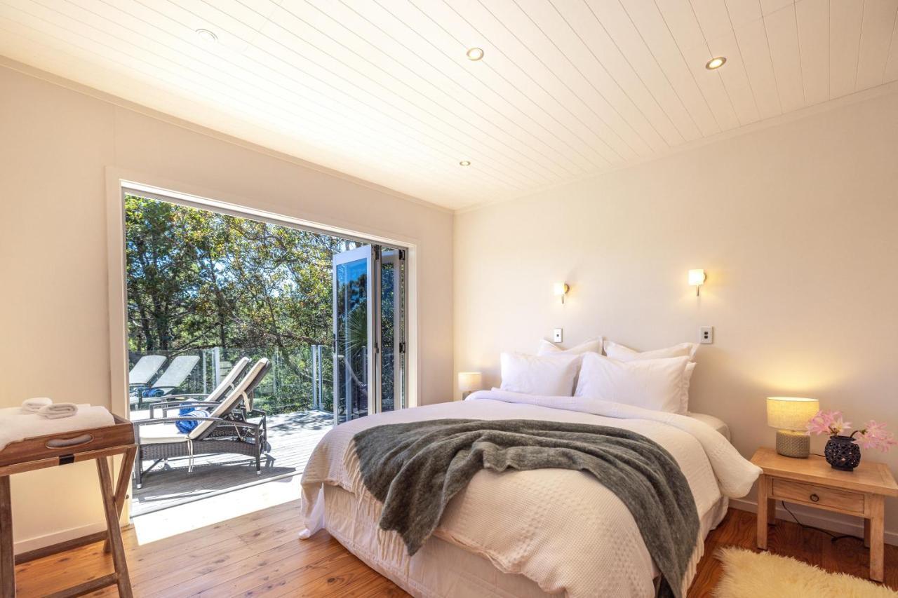 Tawa Cottage - Coast & Country Oneroa Exterior photo