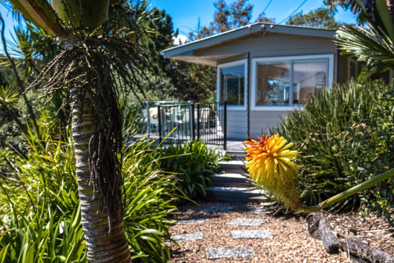 Tawa Cottage - Coast & Country Oneroa Exterior photo